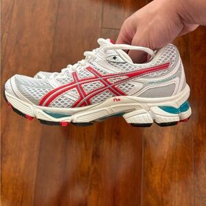 Womens Asics Gel Cumulus 13 Size 7 Running Shoes White/Red/Turquoise D Width